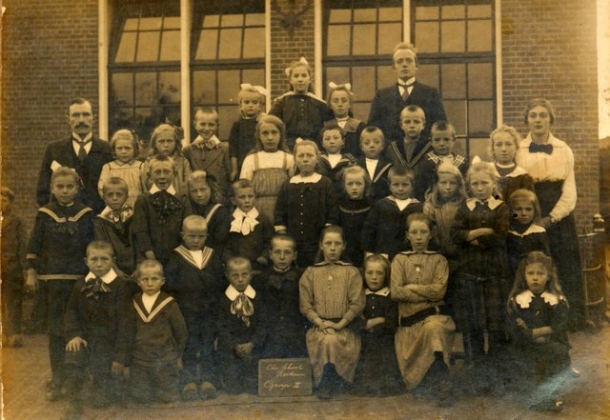 School 1918